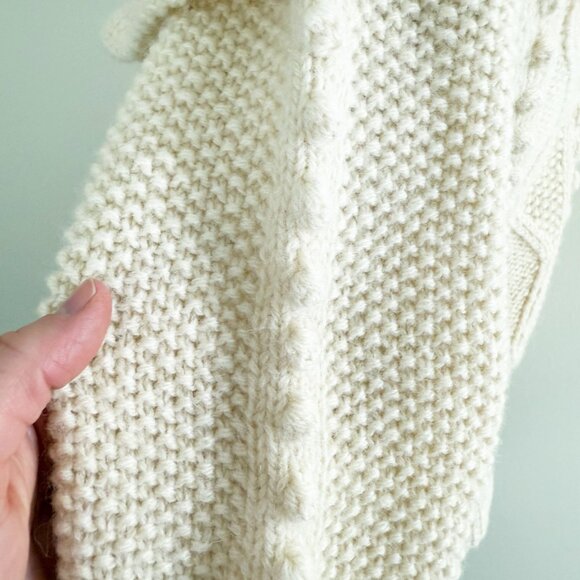 Vintage Adrienne Vittadini	Cream Shetland Wool Sweater Women's Size XS EUC - Picture 5 of 9